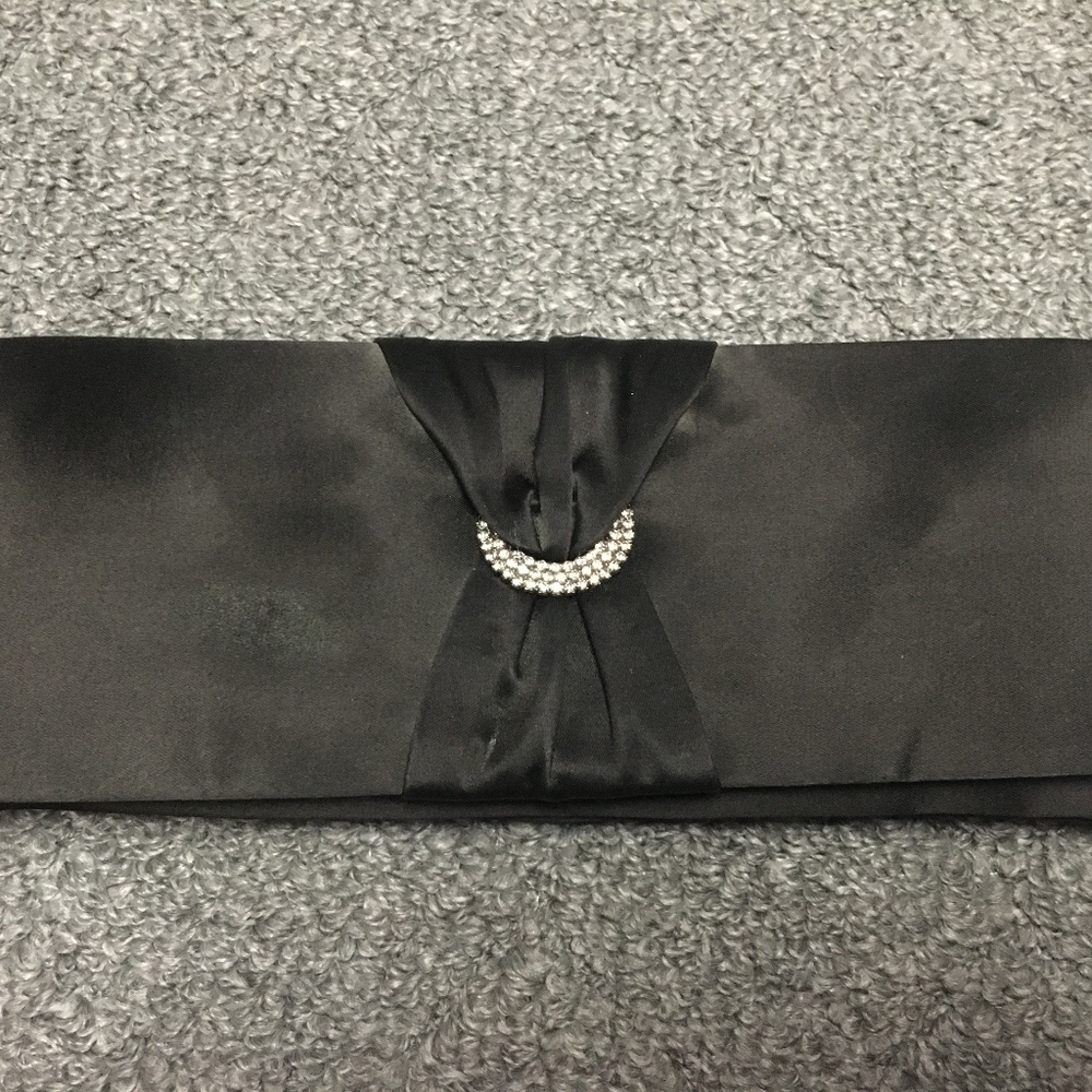 🛍️3/$10 black evening bag clutch with rhinestone design